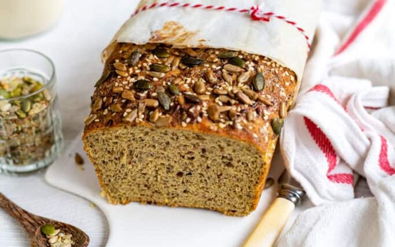 Bánh mì hạt lanh keto dùng làm bữa phụ