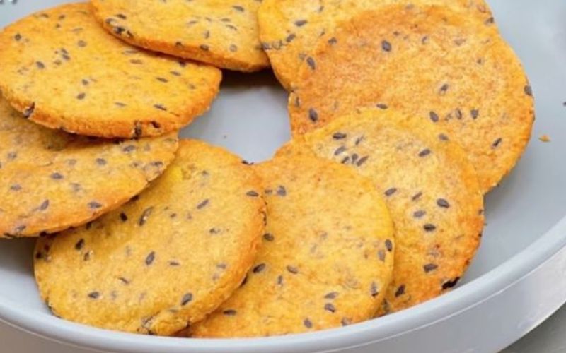 Làm bánh yến mạch chiên giòn cực kỳ dễ