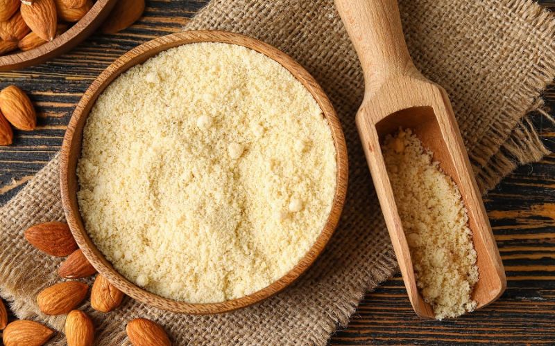 Bột hạnh nhân cung cấp vitamin E cho làn da