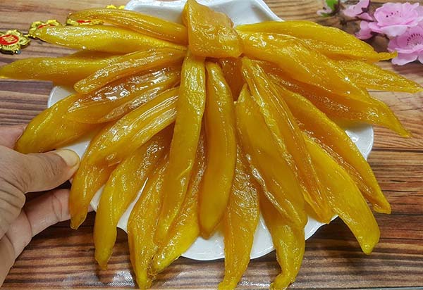 Xoài sấy dẻo từ 380.000 đến 500.000/kg