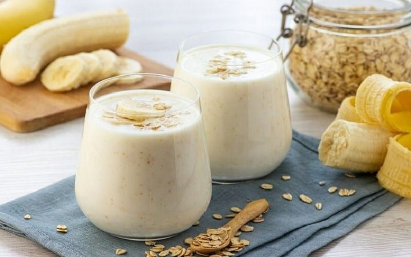 Cách làm Smoothie chuối đơn giản 