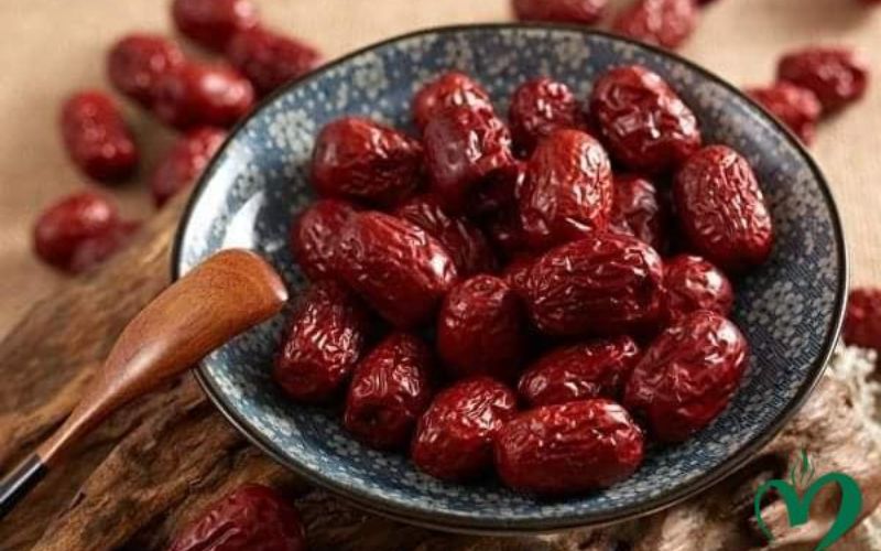 Táo đỏ Hàn Quốc có màu sắc đậm hơn