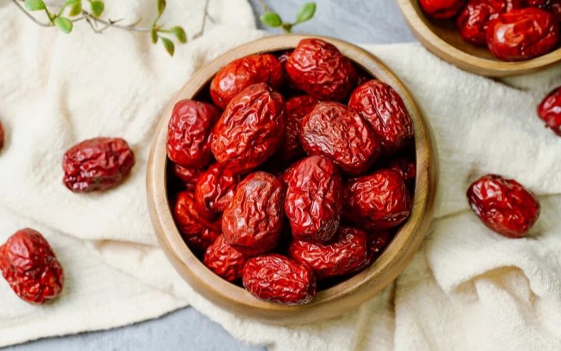 Táo đỏ là loại quả có chứa rất nhiều vitamin