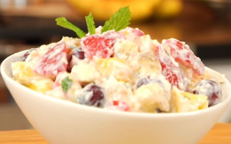 Công thức làm món salad cam hạt bí sốt kem phô mai