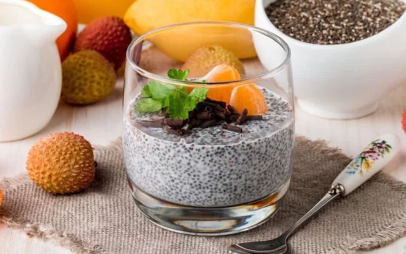 Cách pha chế sinh tố hạt chia nhanh gọn 