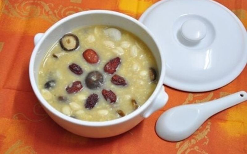 Cháo táo đỏ hạt sen tốt cho sức khỏe 