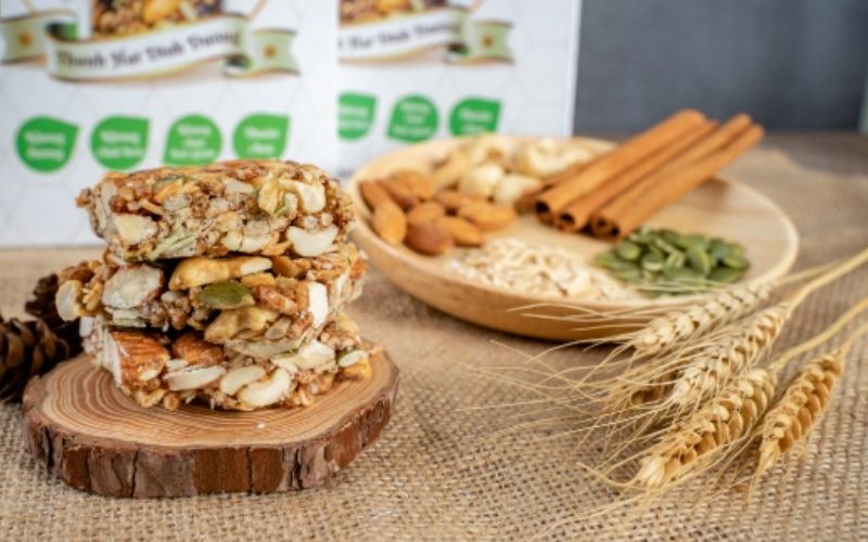 Baker Baking Granola được nhiều người yêu thích
