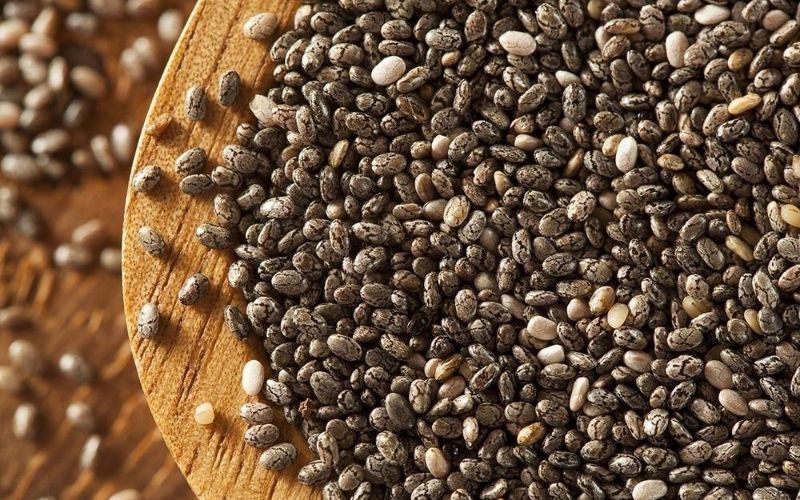 Hạt chia xuất phát từ cây Salvia Hispanica từ vùng Trung Mỹ