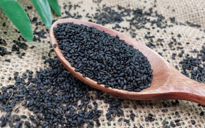 Hạt é có nguồn gốc từ cây húng quế