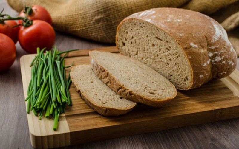 Bánh mì nguyên cám có bao nhiêu calo