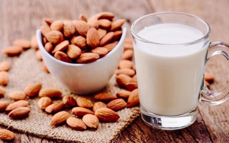 Sữa đậu nành hạt hạnh nhân