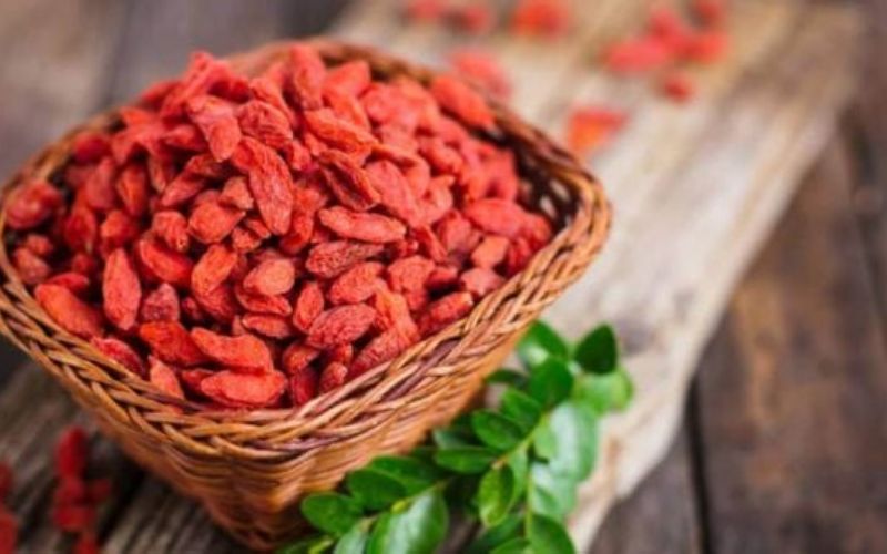 Uống trà kỷ tử lúc nào là tốt nhất? Nên dùng bao nhiêu?