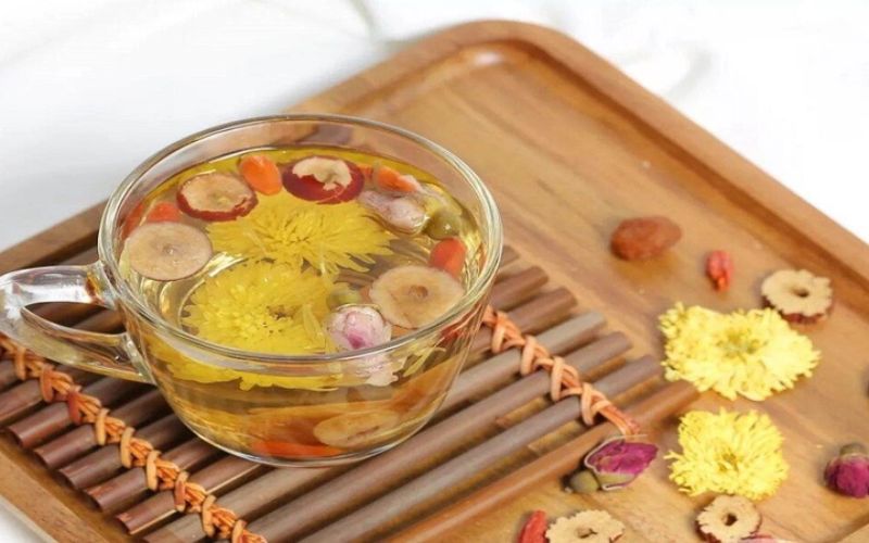 Trà táo đỏ kỷ tử cùng hoa cúc