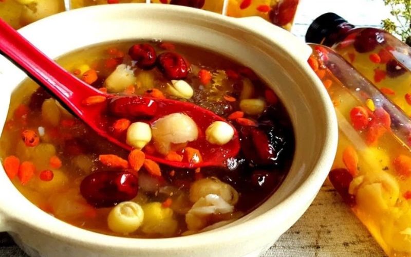 Chè hạt sen táo đỏ kỷ tử